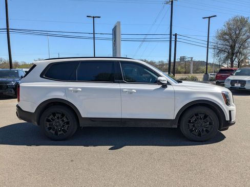 Used 2021 Kia Telluride SX w/ SX Prestige Package image 2