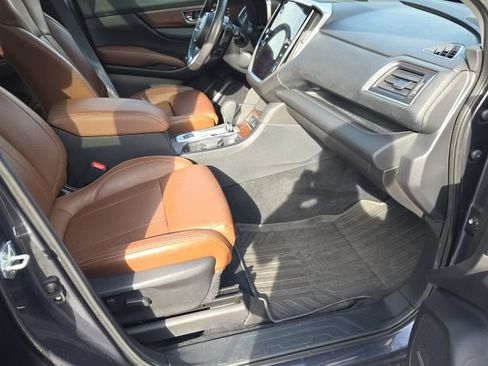 Used 2023 Subaru Ascent Touring AWD/4WD image 9