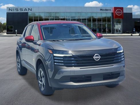 New 2026 Nissan Kicks SV FWD image 2