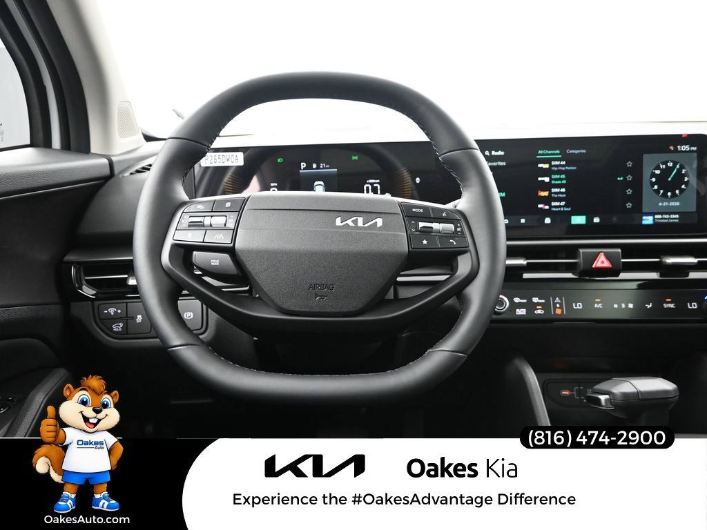 Certified 2026 Kia Sportage EX w/ EX Panorama Roof Package FWD image 31