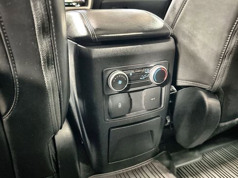 Used 2023 Ford Explorer XLT w/ Equipment Group 202A RWD image 28