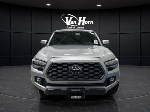 Used 2023 Toyota Tacoma TRD Off-Road image 9