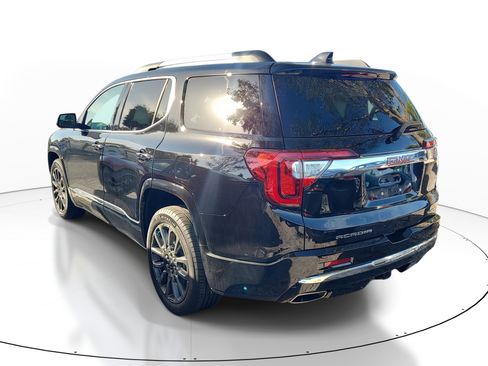 Used 2023 GMC Acadia Denali w/ Black Diamond Edition image 4