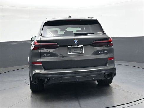 New 2026 BMW X5 xDrive40i w/ M Sport Package image 5