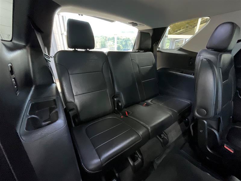 Used 2020 Chevrolet Traverse RS FWD image 28