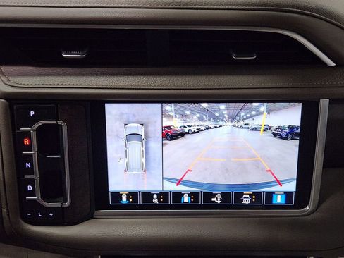 Used 2021 GMC Yukon Denali w/ Denali Premium Package AWD/4WD image 38