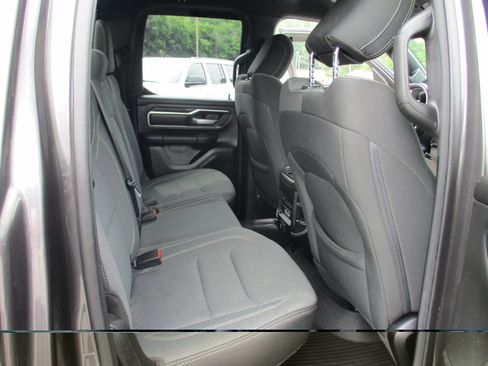Used 2022 RAM 1500 Big Horn AWD/4WD image 14