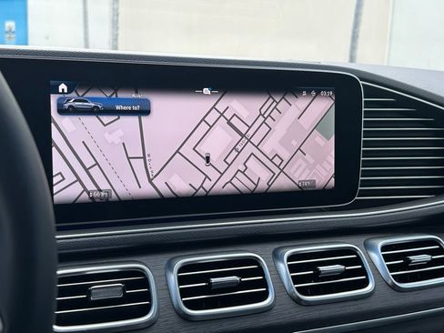 Used 2025 Mercedes-Benz GLE 450e 4MATIC image 22