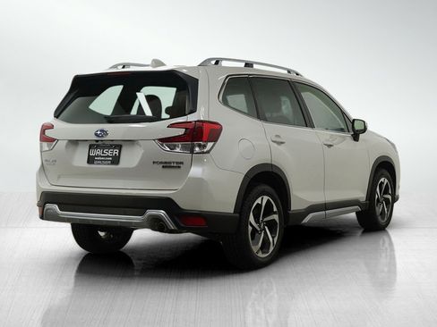 Used 2023 Subaru Forester Touring image 5