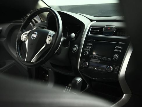 Used 2013 Nissan Altima 3.5 SL FWD image 58