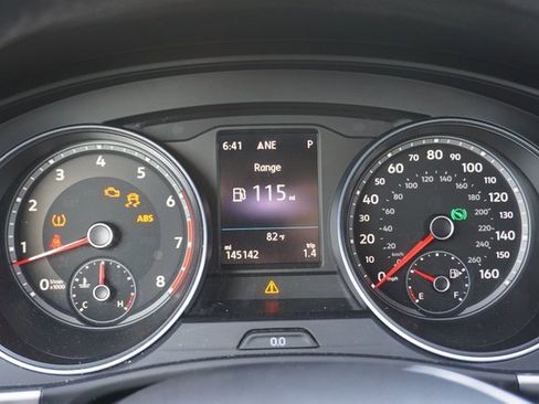 Used 2018 Volkswagen Atlas SE image 10