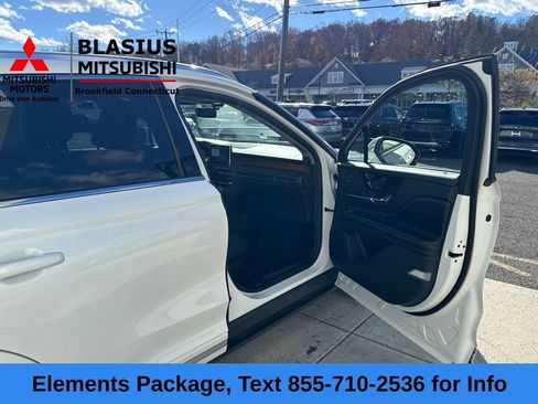 Used 2021 Lincoln Corsair Reserve image 14