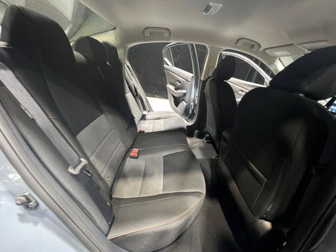 New 2025 Nissan Sentra SR image 18