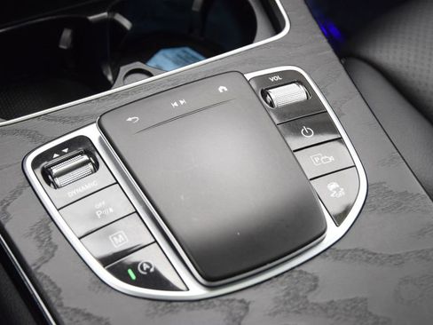 Used 2022 Mercedes-Benz GLC 300 GLC 300 image 30