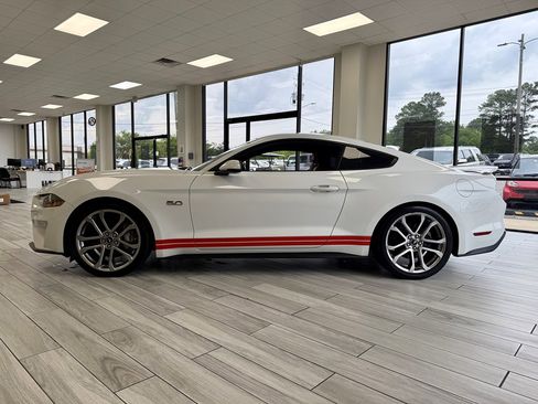 Used 2019 Ford Mustang GT Premium w/ Equipment Group 401A RWD image 5