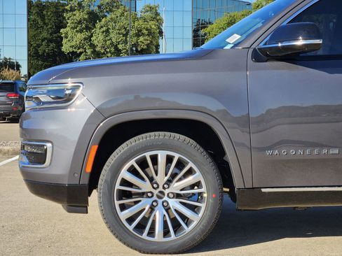 New 2025 Jeep Wagoneer Series II image 9