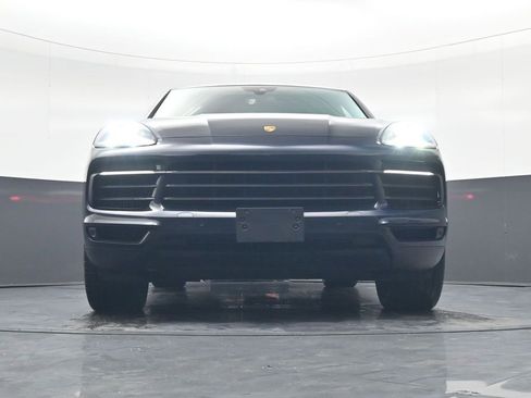 Used 2019 Porsche Cayenne S image 17