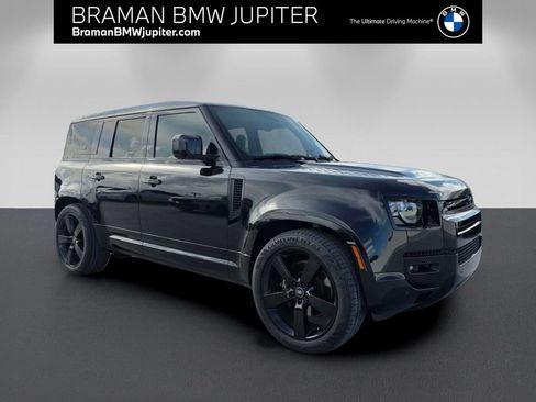 Used 2023 Land Rover Defender 110 V8 AWD/4WD image 1