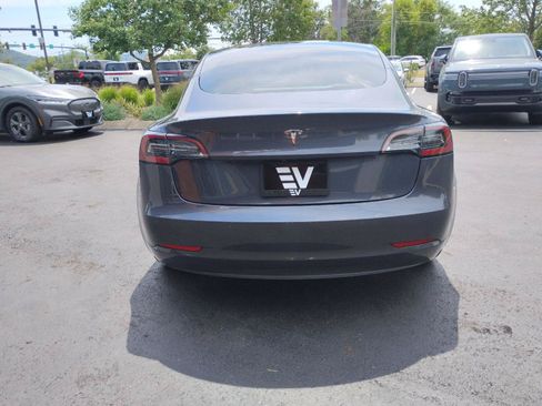 Used 2021 Tesla Model 3 Standard Range Plus RWD image 6