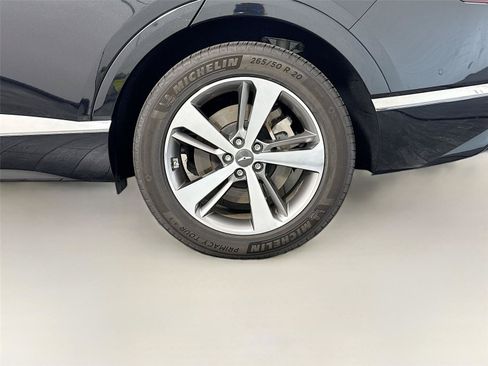 Used 2021 Genesis GV80 2.5T w/ Prestige Package 05 RWD image 15