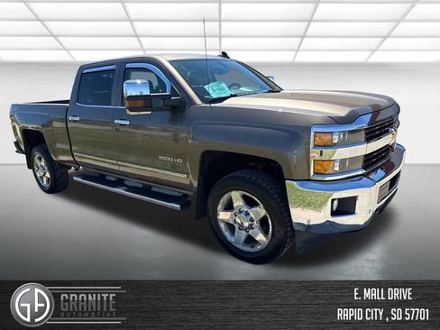 Used 2015 Chevrolet Silverado 2500 LTZ w/ LTZ Plus Package AWD/4WD image 7