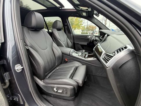 Used 2019 BMW X5 xDrive40i w/ Premium Package 2 image 11
