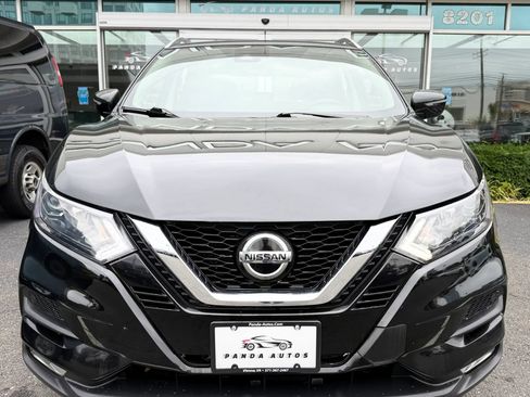 Used 2021 Nissan Rogue Sport SV AWD/4WD image 2