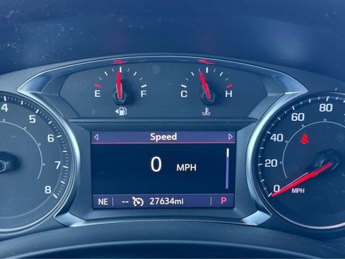 Used 2022 GMC Terrain SLT image 18