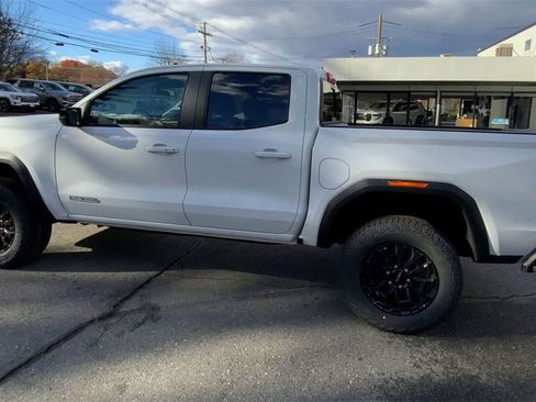 New 2026 GMC Canyon Elevation w/ Convenience Package image 6