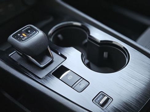 Certified 2021 Nissan Rogue SV image 23