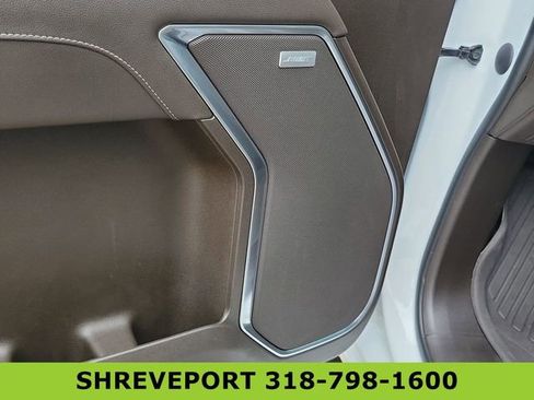Used 2022 GMC Sierra 1500 SLT w/ SLT Convenience Package AWD/4WD image 24