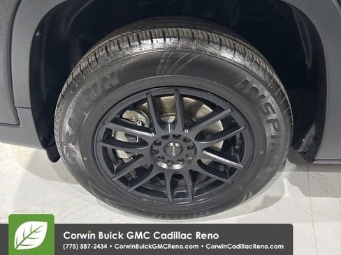 Used 2019 Jeep Cherokee Latitude Plus image 35