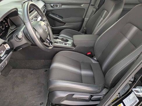 Certified 2025 Honda Civic Sport image 13