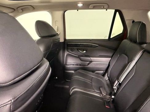 Used 2024 Honda Pilot Elite image 40