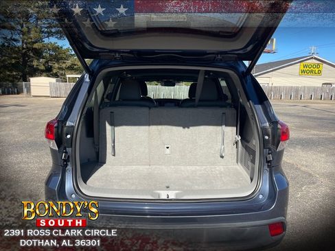 Used 2019 Toyota Highlander FWD V6 image 14