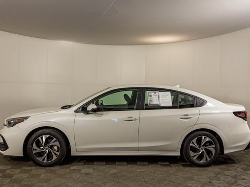Used 2025 Subaru Legacy Premium AWD/4WD image 20