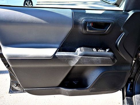 Used 2021 Toyota Tacoma SR image 13