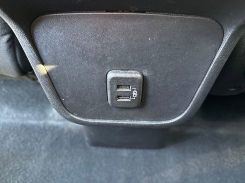 Used 2023 Chevrolet Equinox LT image 18