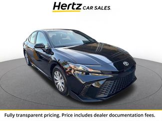 Used 2025 Toyota Camry SE FWD video 1