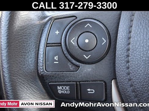 Used 2013 Toyota RAV4 Limited AWD/4WD image 31