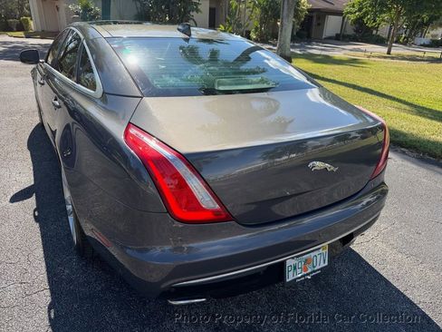 Used 2016 Jaguar XJ L Portfolio image 17