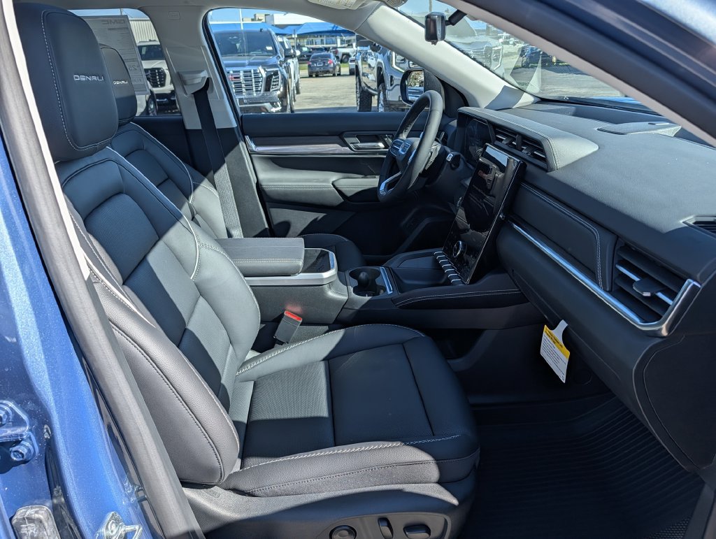 New 2027 GMC Terrain Denali w/ LPO, Floor Liner Package AWD/4WD image 33