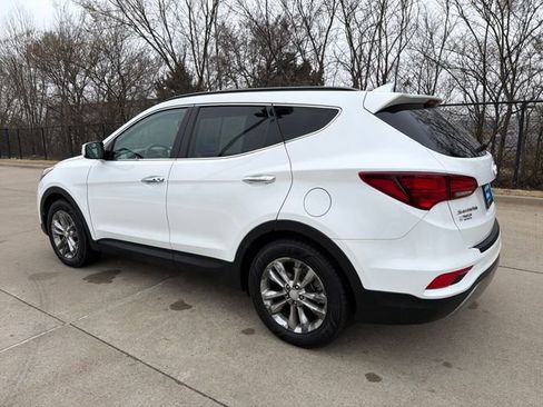 Used 2017 Hyundai Santa Fe Sport 2.0T image 3