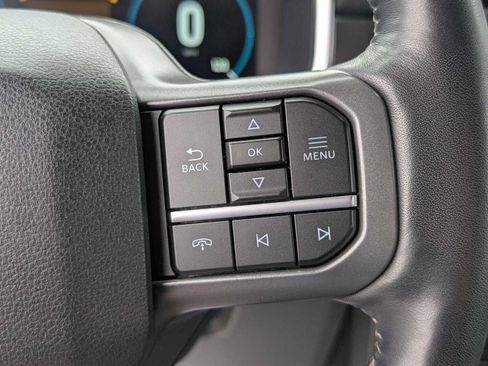 Used 2022 Ford F150 Lariat w/ Equipment Group 502A High AWD/4WD image 38