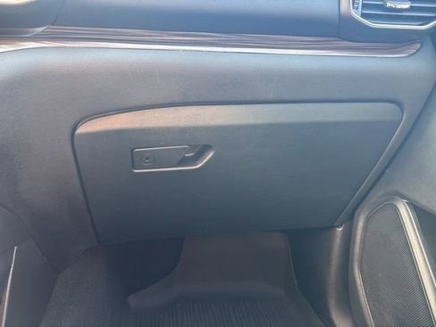 Used 2023 Ford Explorer Limited w/ Limited Technology Package image 29