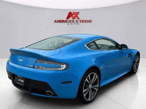 Used 2011 Aston Martin V12 Vantage Coupe RWD image 5