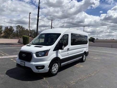 Used 2024 Ford Transit 350 XLT RWD image 7