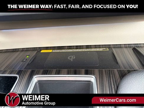Used 2021 Toyota Sienna Platinum AWD/4WD image 30