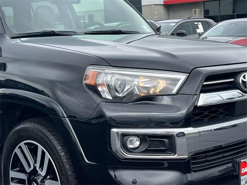 Used 2022 Toyota 4Runner Limited image 8