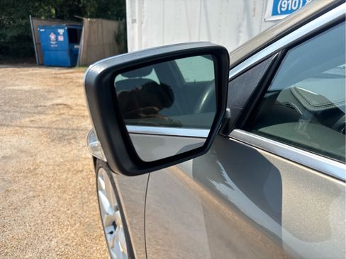 Used 2017 Chevrolet Impala Premier FWD image 15